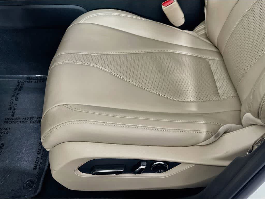 2025 Acura TLX w/Technology Package
