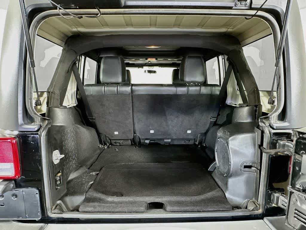 2012 Jeep Wrangler Unlimited Sahara