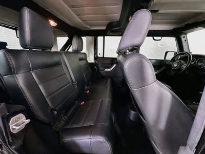 2012 Jeep Wrangler Unlimited Sahara