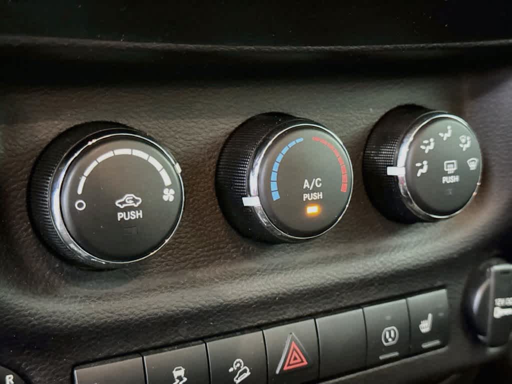 2017 Jeep Wrangler Unlimited Chief Edition