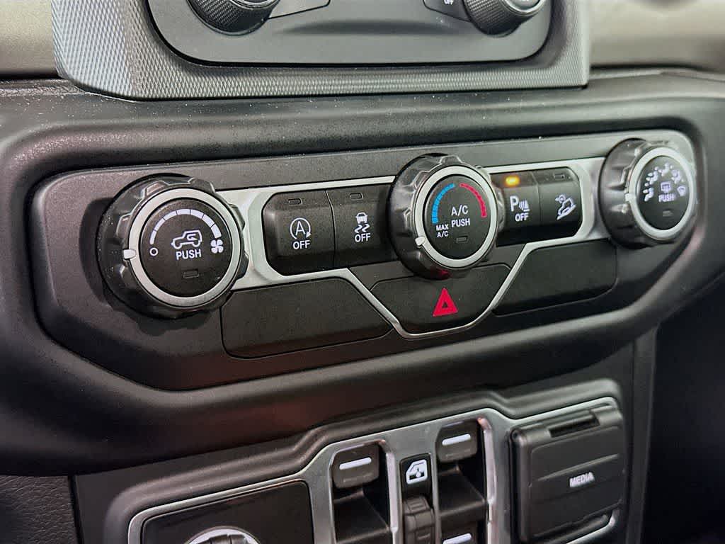 2020 Jeep Wrangler Unlimited Freedom