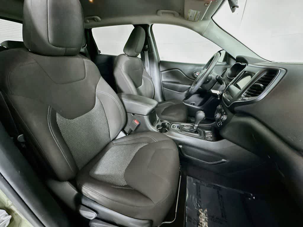 2019 Jeep Cherokee Latitude