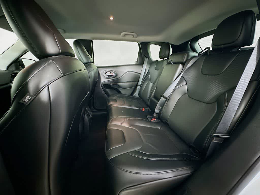 2023 Jeep Cherokee Altitude Lux