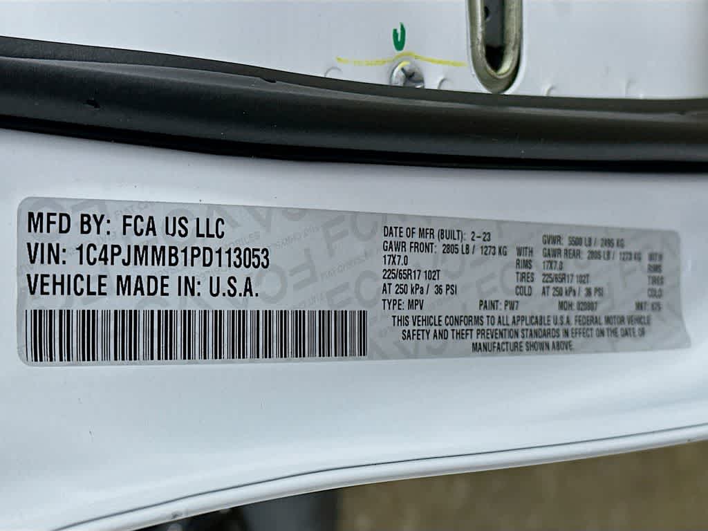 2023 Jeep Cherokee Altitude Lux