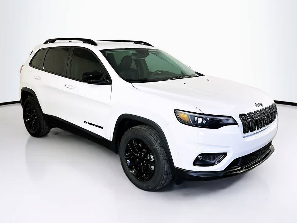 2023 Jeep Cherokee Altitude Lux