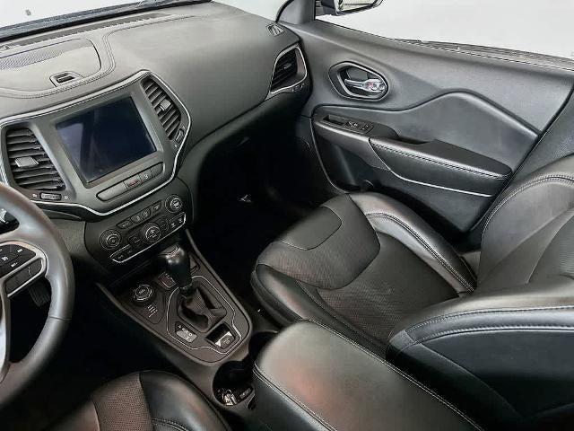 2022 Jeep Cherokee Latitude Lux