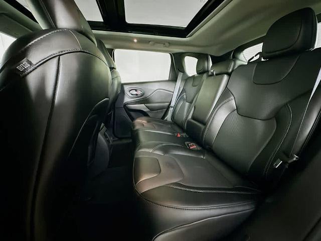 2022 Jeep Cherokee Latitude Lux