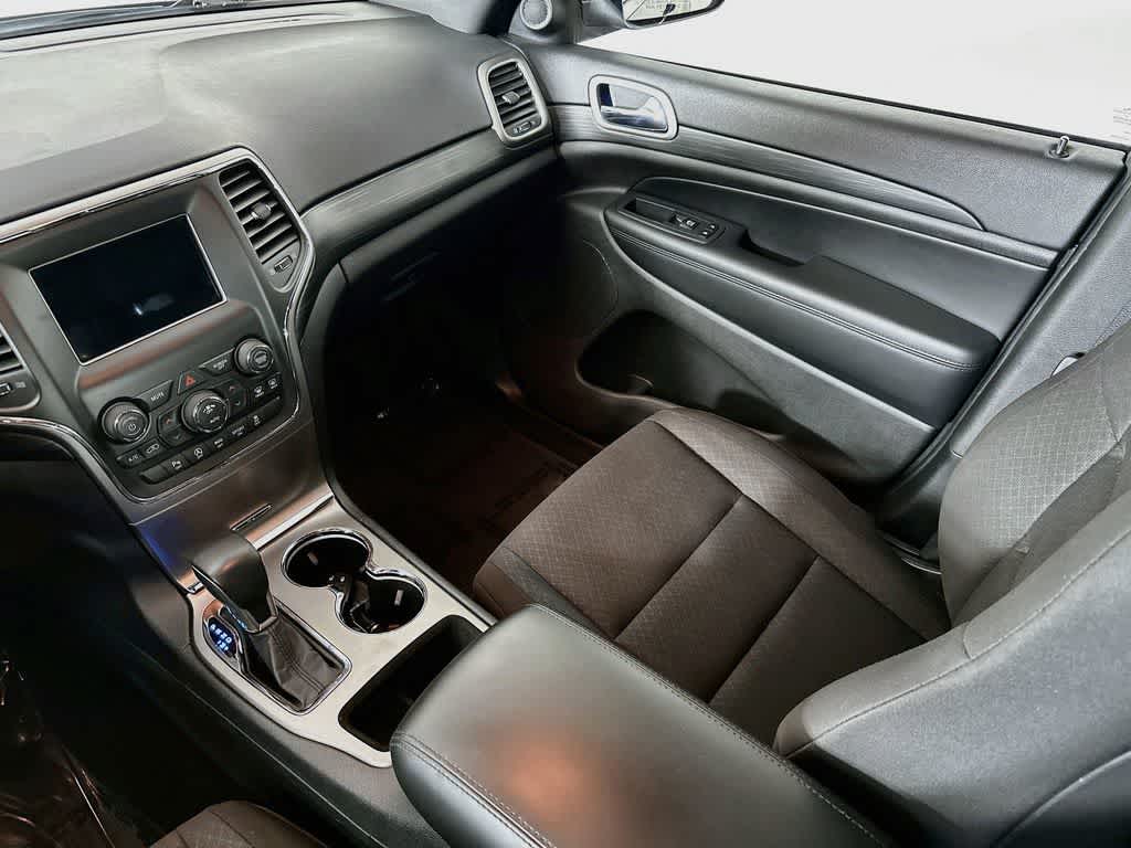 2019 Jeep Grand Cherokee Laredo E
