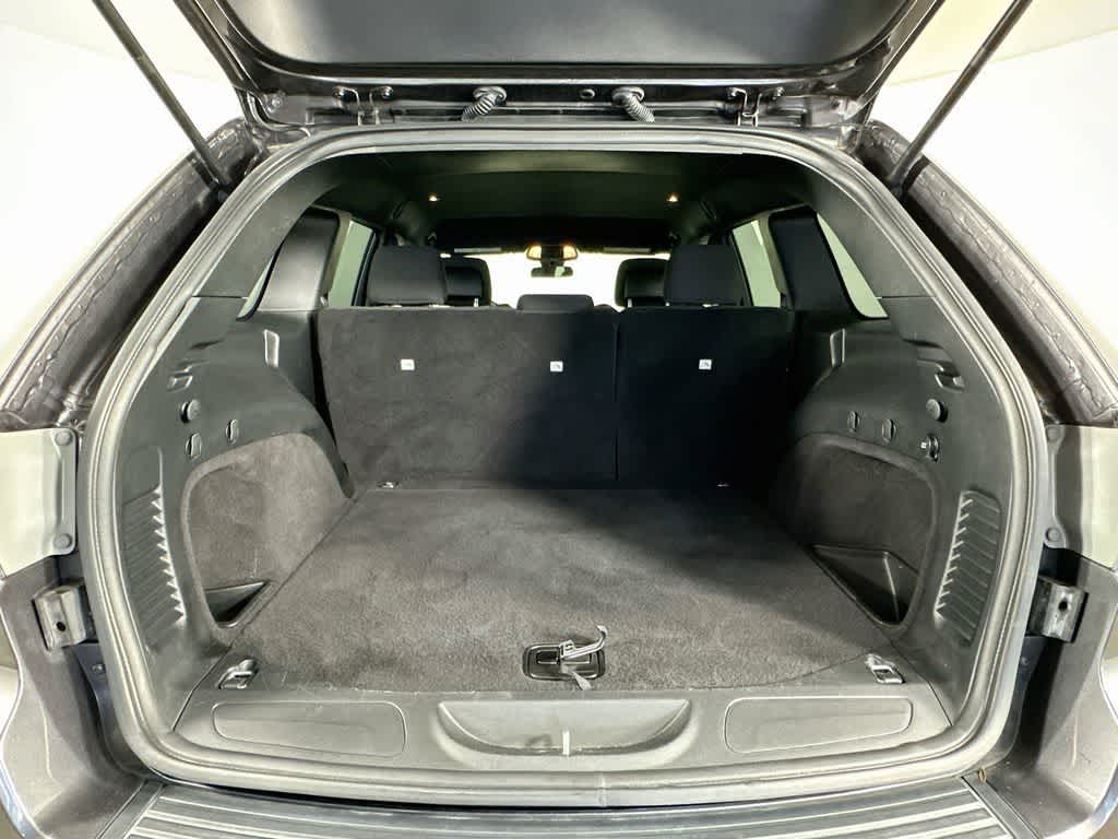 2019 Jeep Grand Cherokee Laredo E