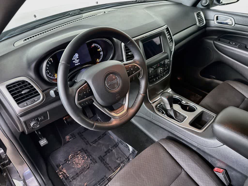 2019 Jeep Grand Cherokee Laredo E