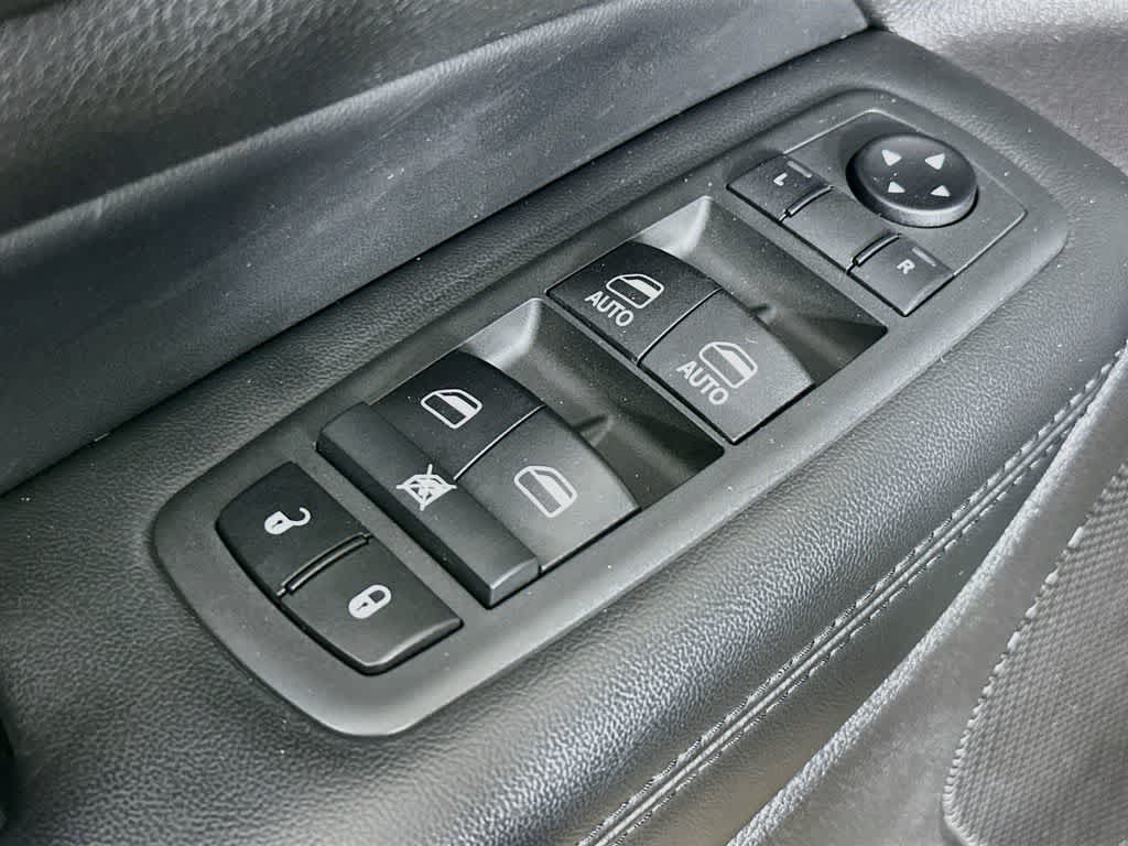 2019 Jeep Grand Cherokee Laredo E
