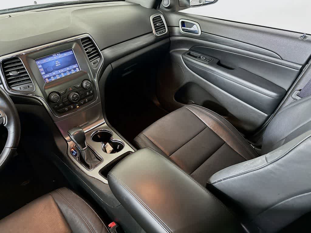 2020 Jeep Grand Cherokee Laredo E