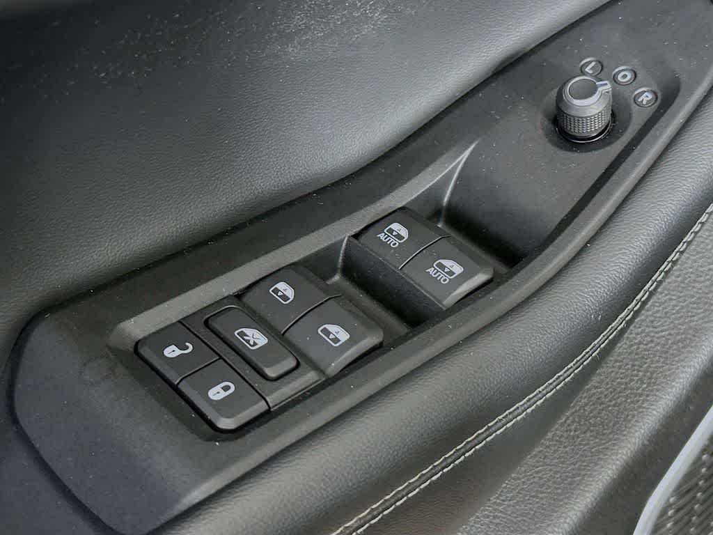 2022 Jeep Grand Cherokee L Laredo