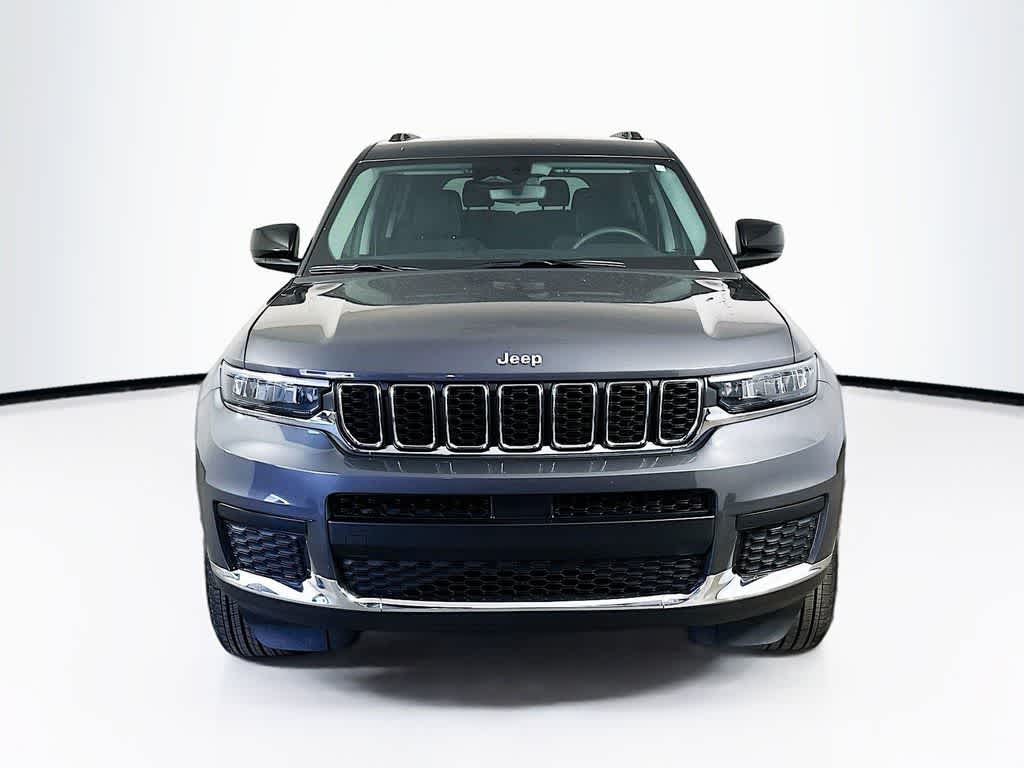 2022 Jeep Grand Cherokee L Laredo