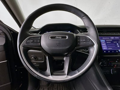 2022 Jeep Grand Cherokee L Laredo