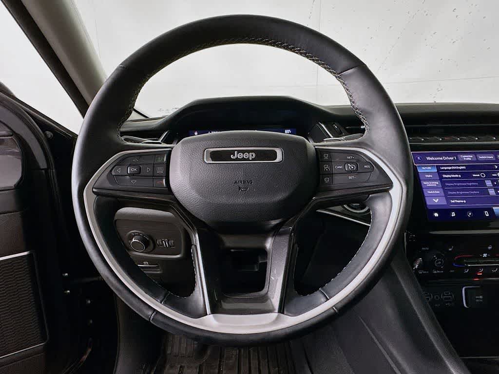 2022 Jeep Grand Cherokee L Laredo