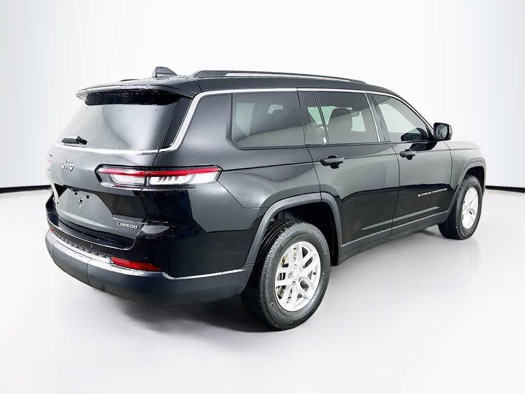 2022 Jeep Grand Cherokee L Laredo
