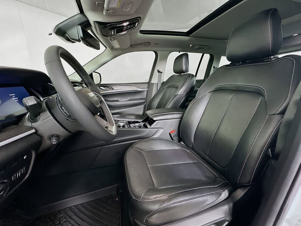 2022 Jeep Grand Cherokee 4xe Base