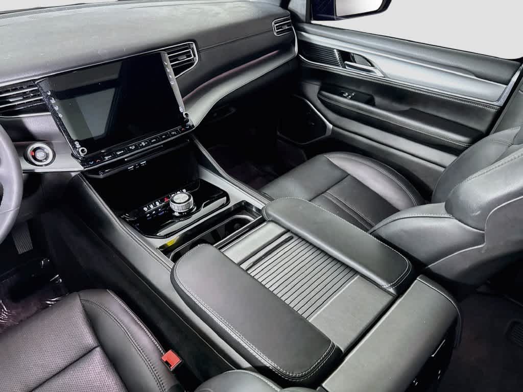 2023 Jeep Wagoneer Series II Carbide