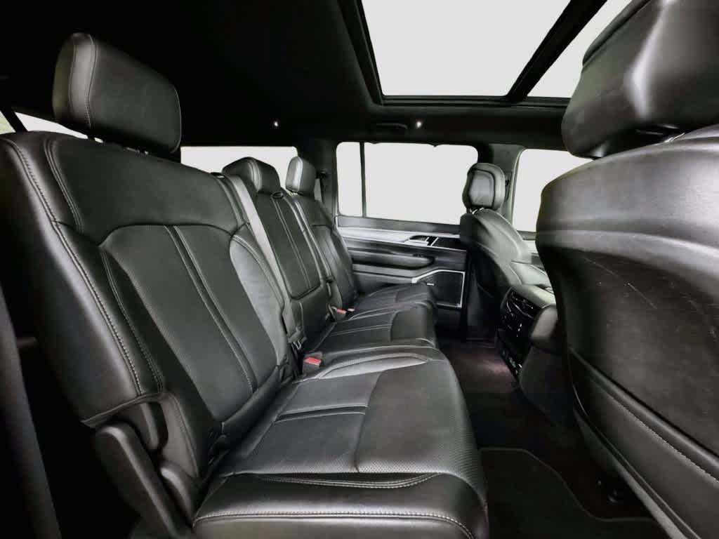 2023 Jeep Wagoneer Series II Carbide