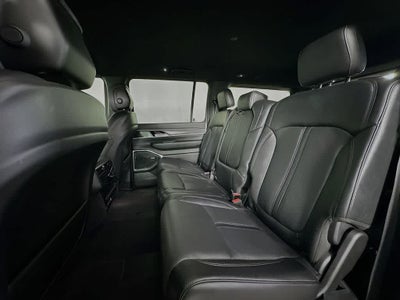 2023 Jeep Wagoneer Series III