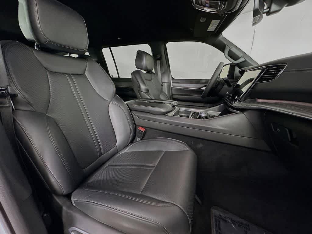 2023 Jeep Wagoneer Series III