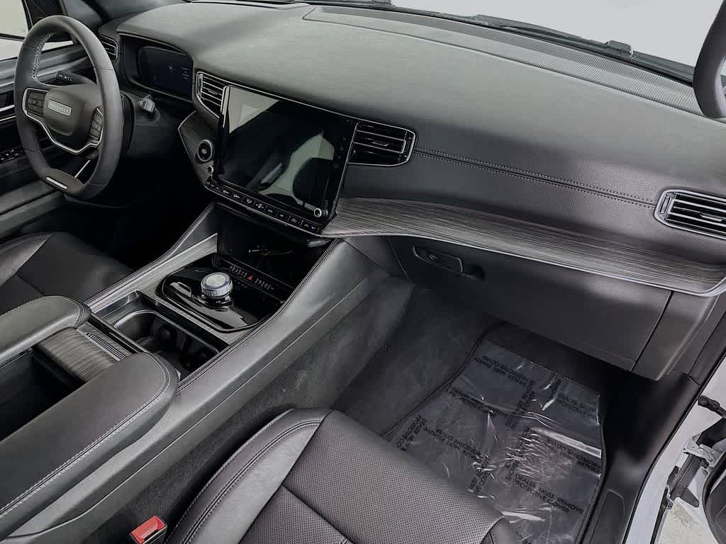 2023 Jeep Wagoneer Series III