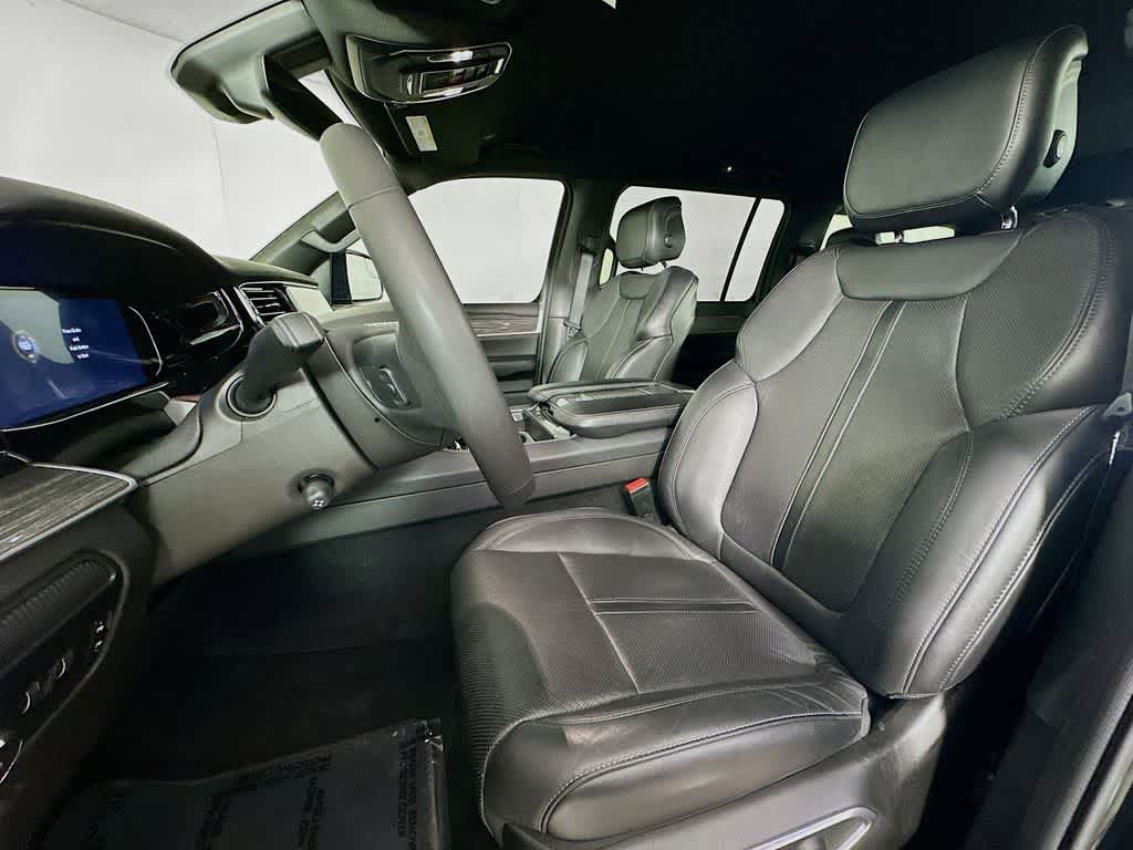 2022 Jeep Wagoneer Series III