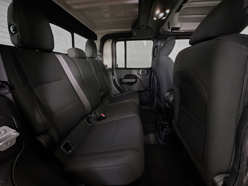 2021 Jeep Gladiator Willys