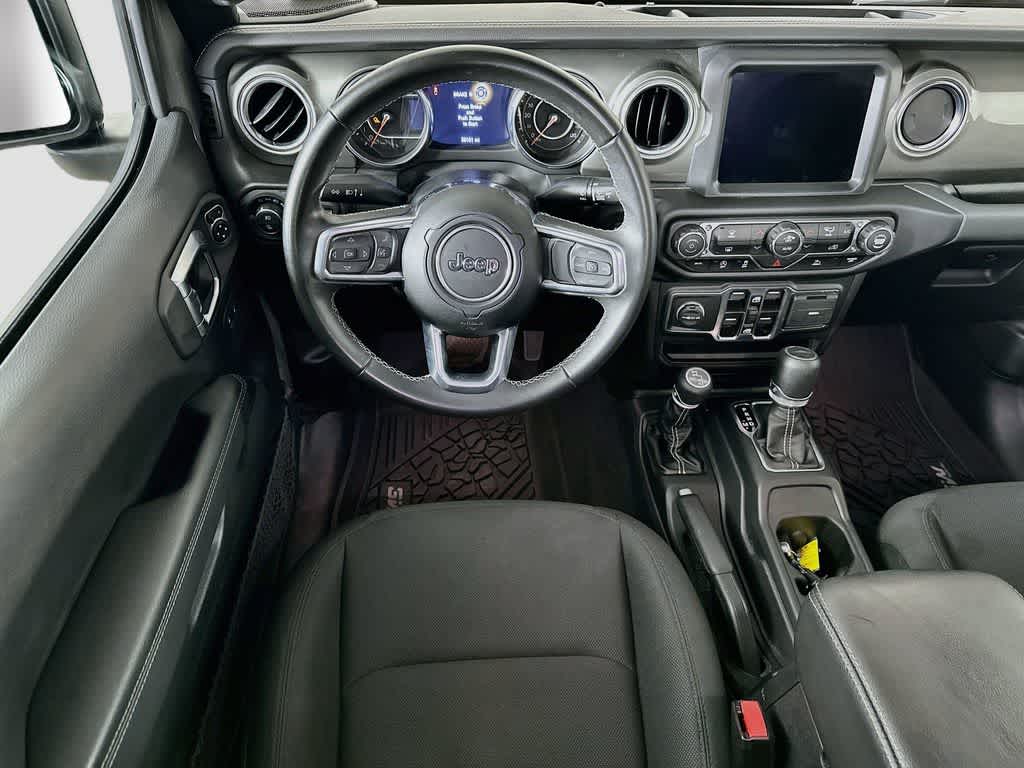 2022 Jeep Gladiator Overland