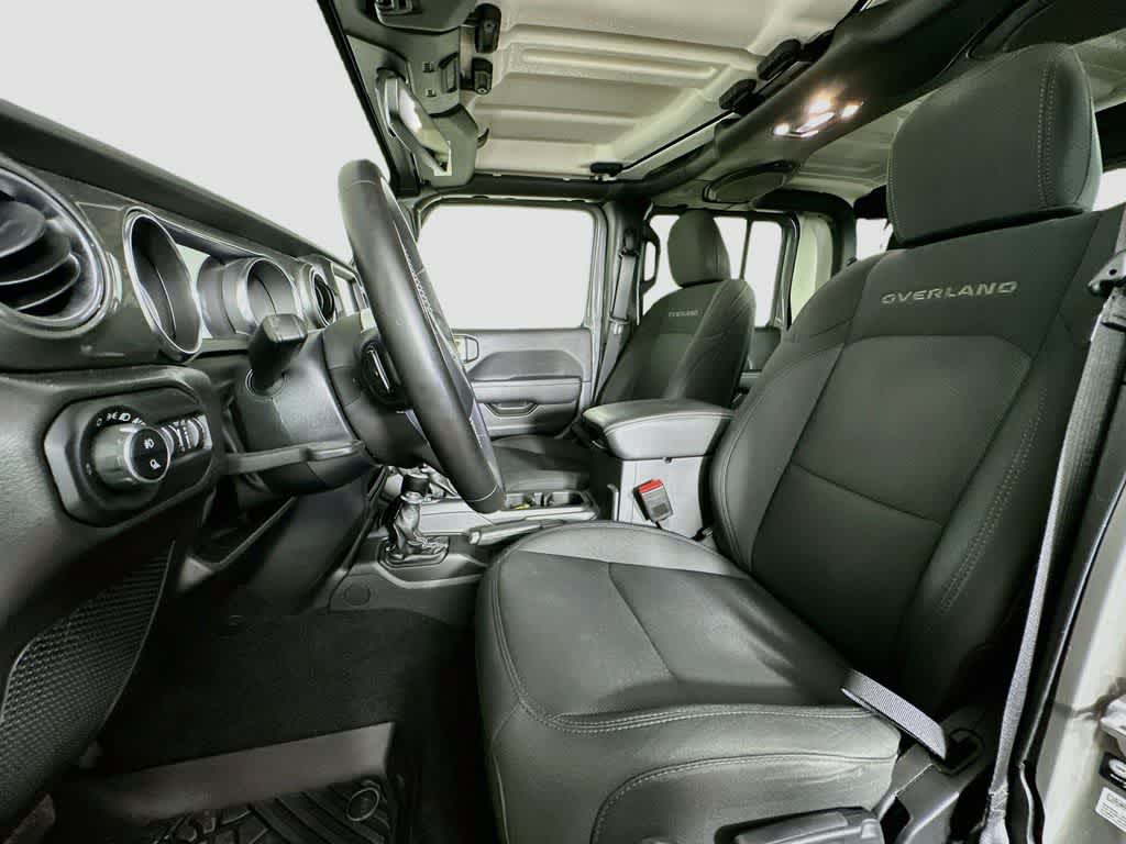 2022 Jeep Gladiator Overland
