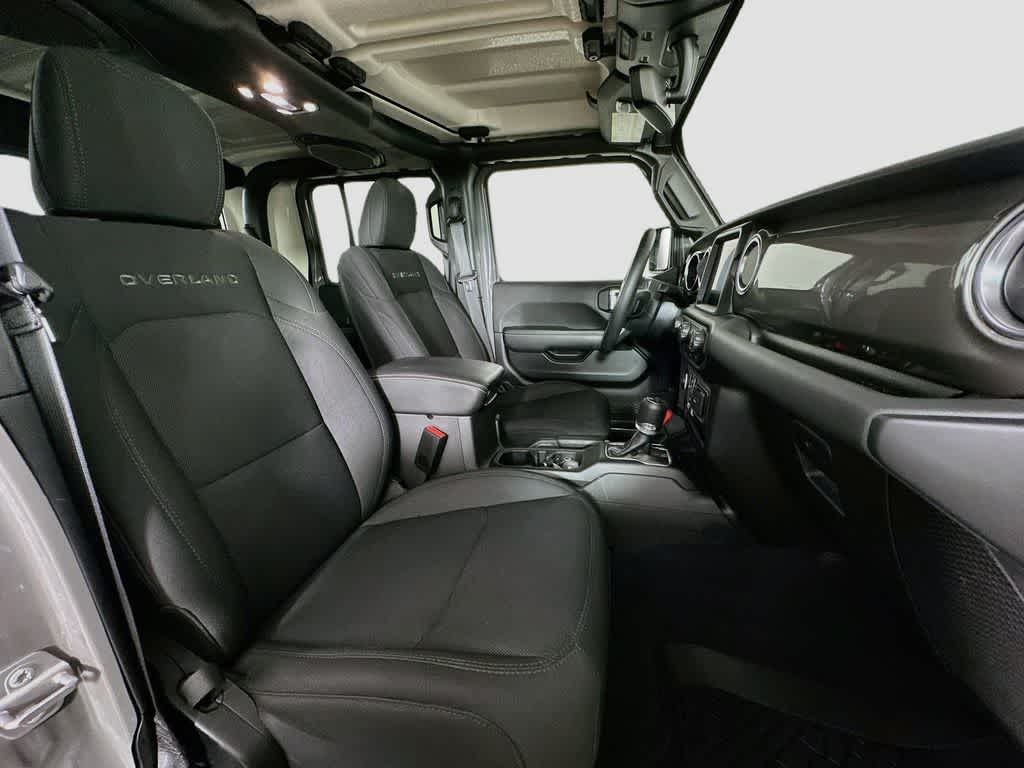 2022 Jeep Gladiator Overland