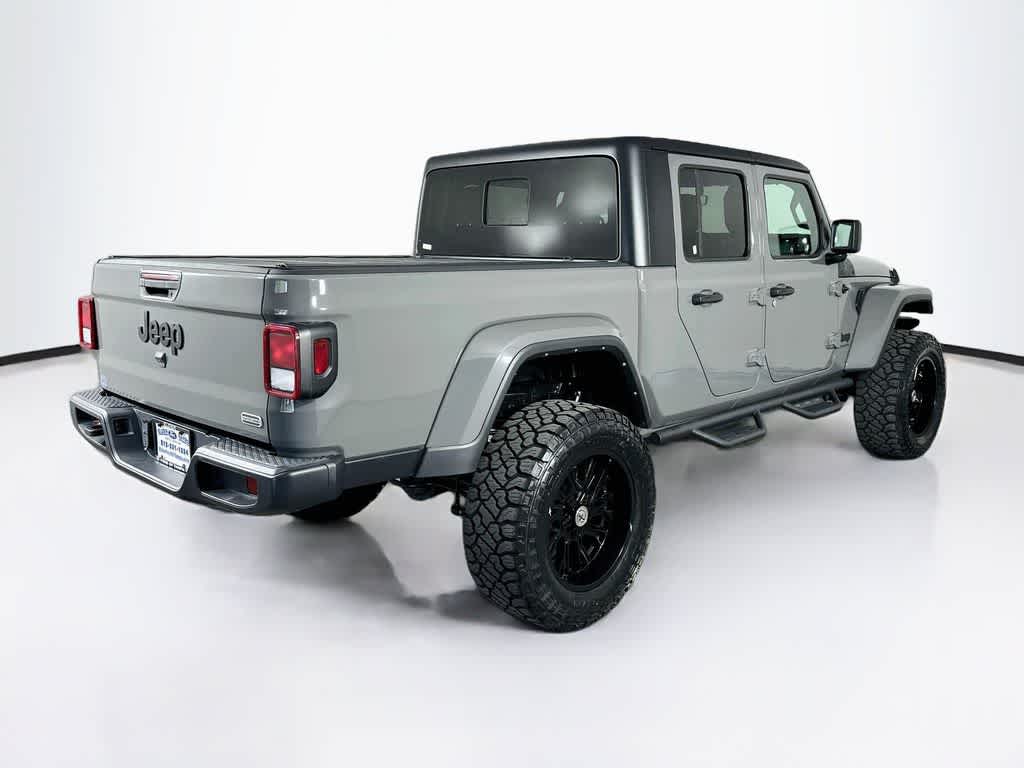 2022 Jeep Gladiator Overland