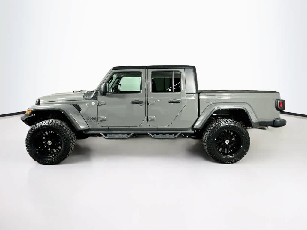 2022 Jeep Gladiator Overland