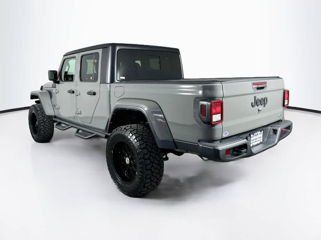 2022 Jeep Gladiator Overland
