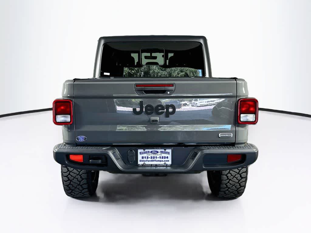 2022 Jeep Gladiator Overland
