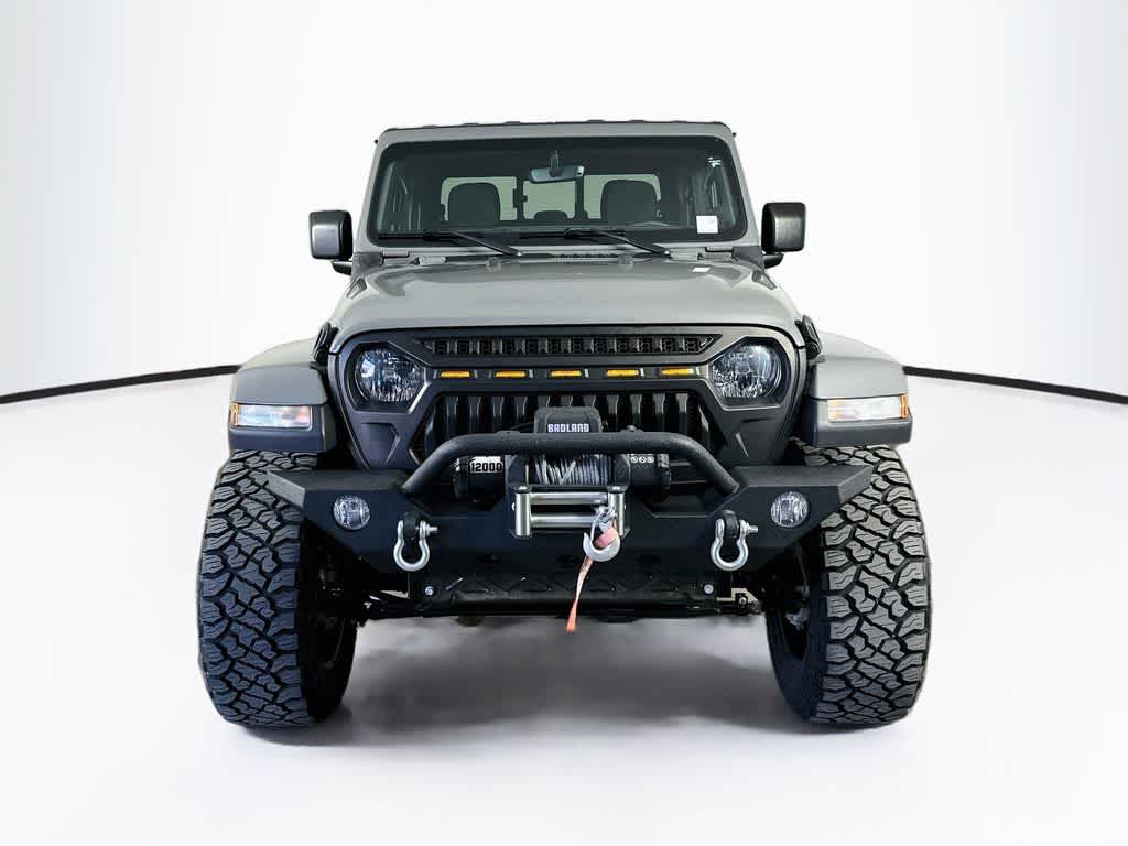 2022 Jeep Gladiator Overland