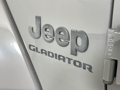 2022 Jeep Gladiator Overland