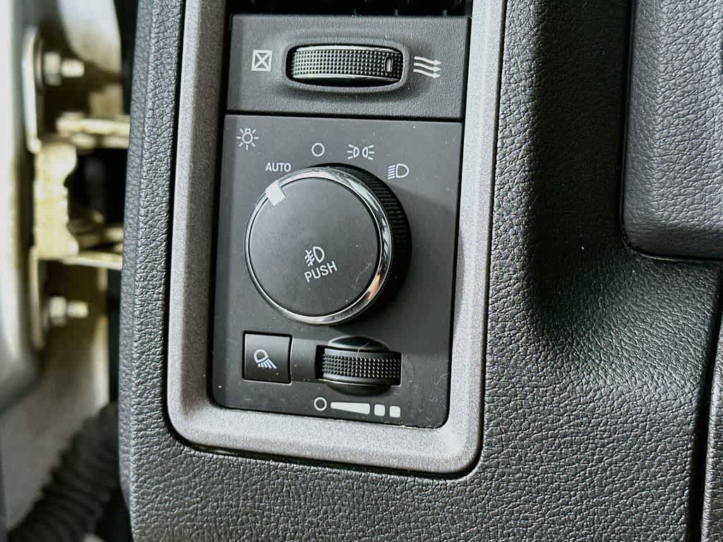 2020 RAM 1500 Classic Express