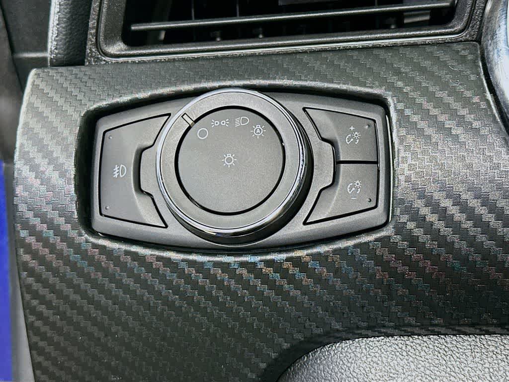 2016 Ford Mustang V6