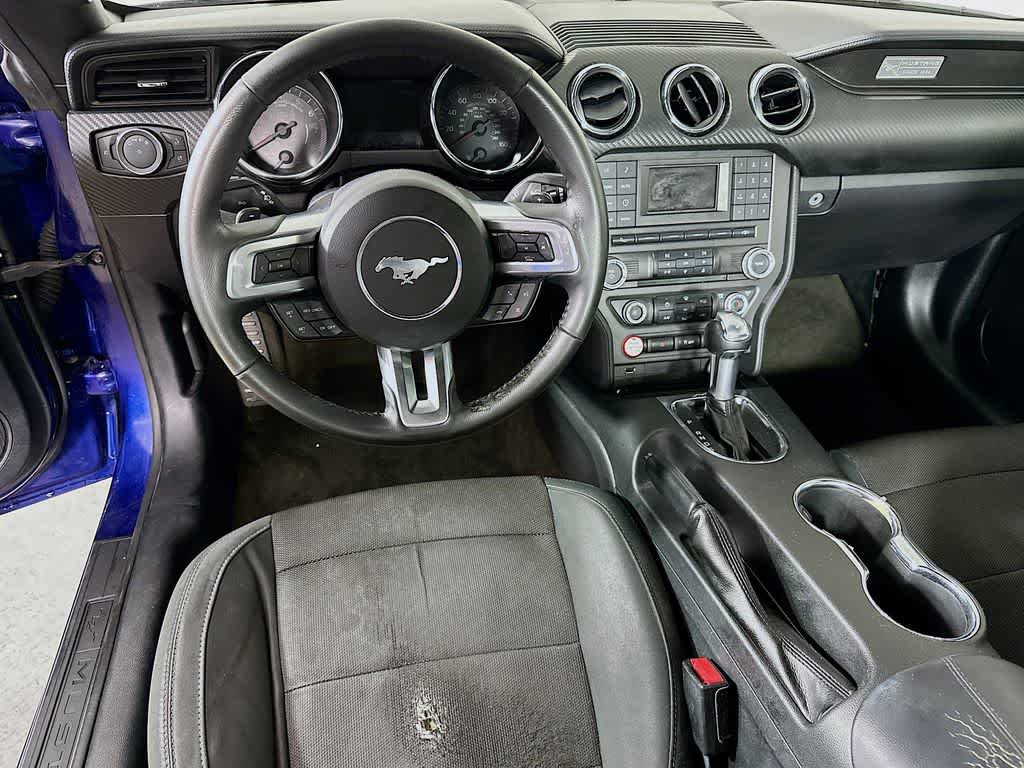 2016 Ford Mustang V6