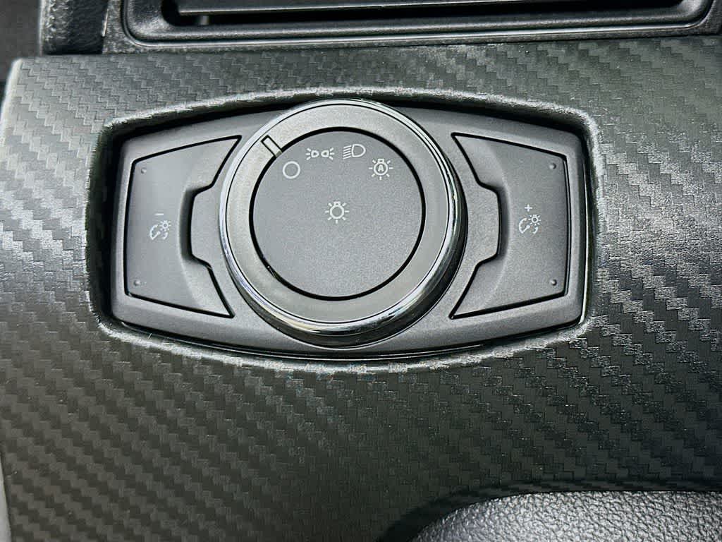 2017 Ford Mustang V6