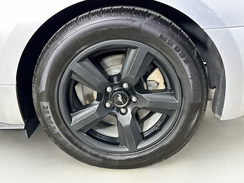 2017 Ford Mustang V6