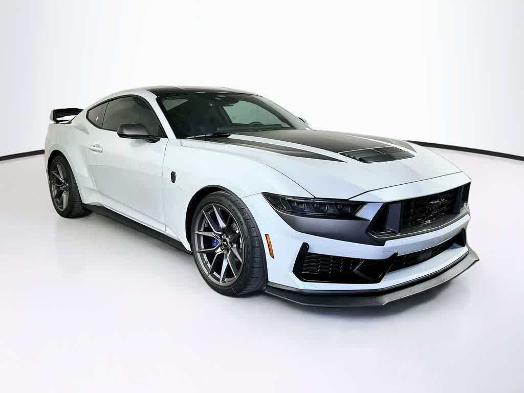 2026 Ford Mustang Dark Horse