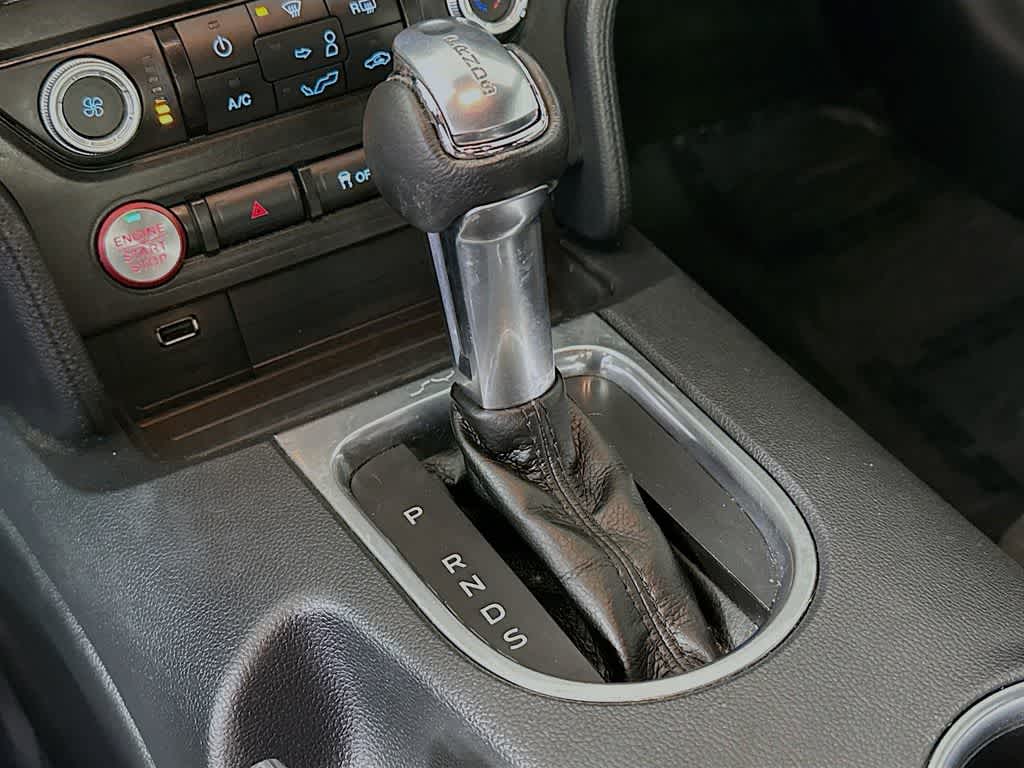 2022 Ford Mustang EcoBoost