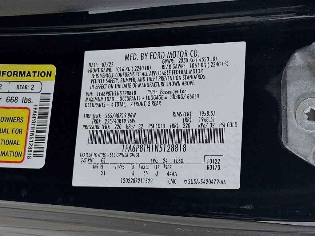 2022 Ford Mustang EcoBoost