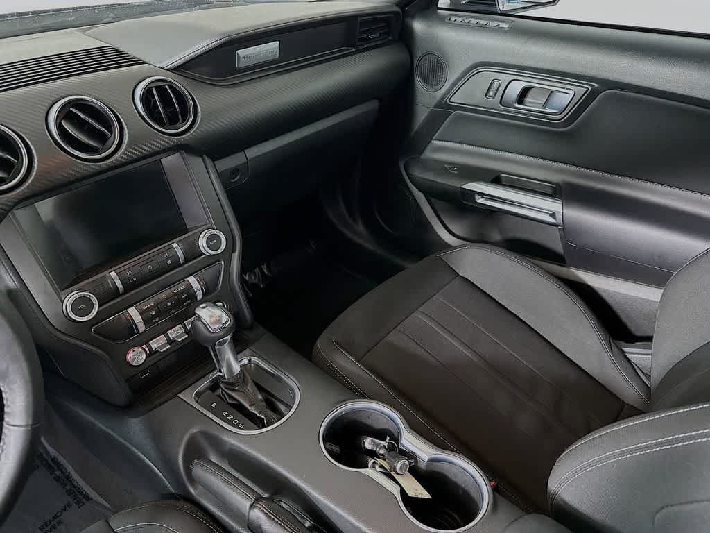 2022 Ford Mustang EcoBoost