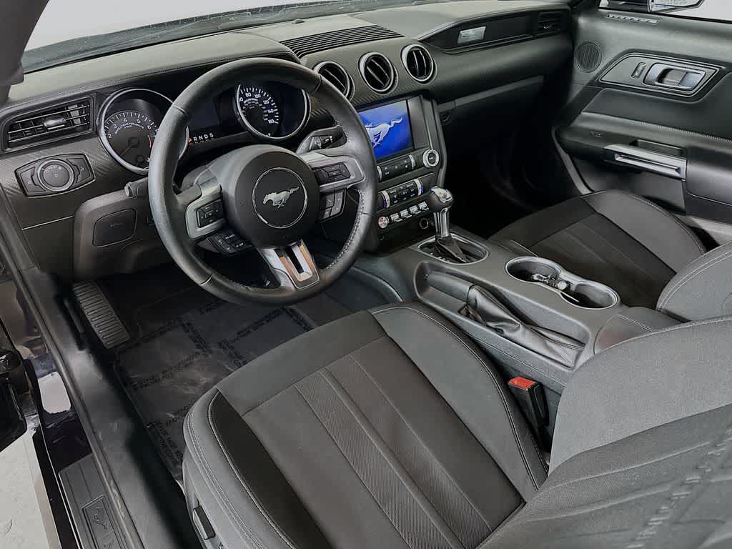 2022 Ford Mustang EcoBoost