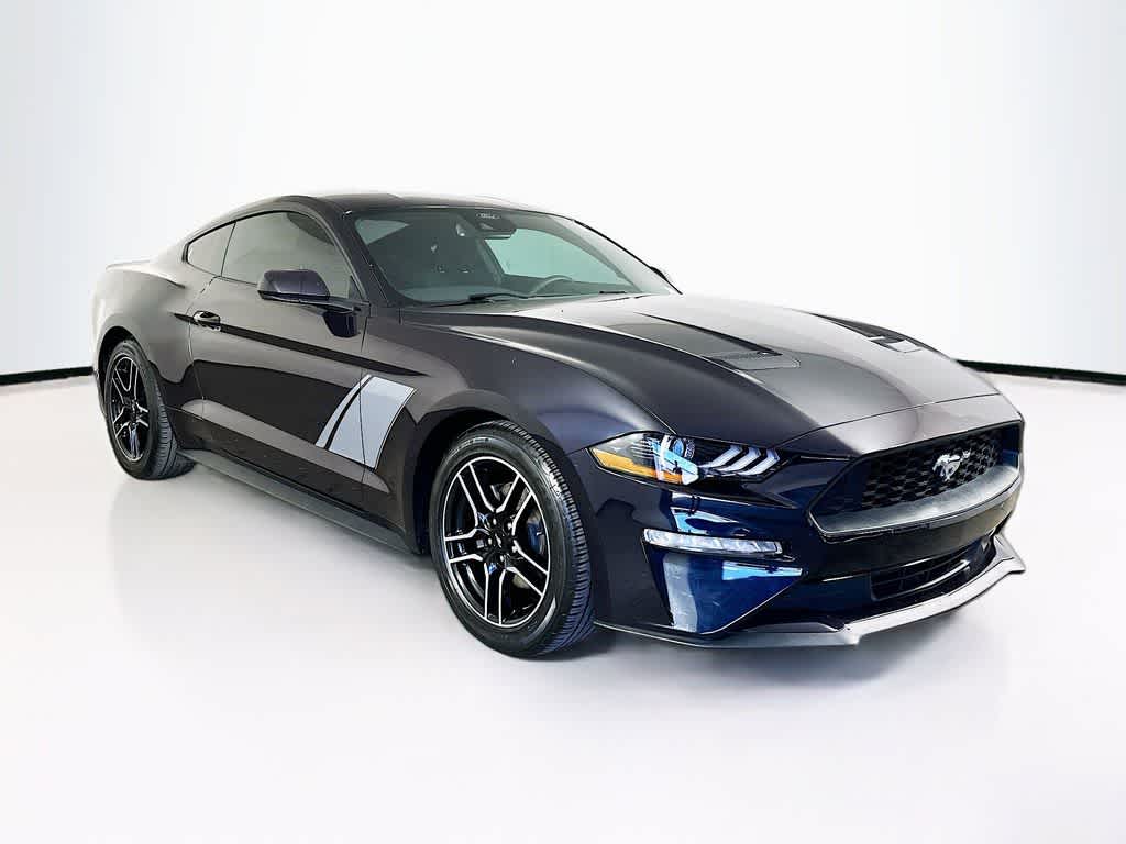2022 Ford Mustang EcoBoost
