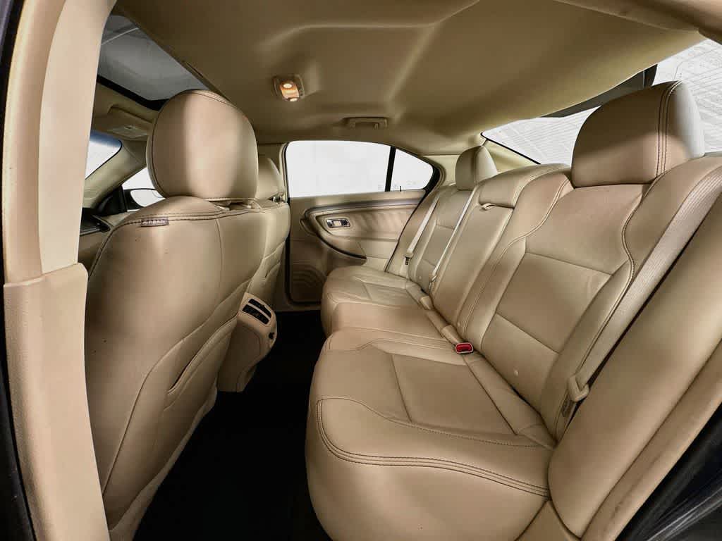 2015 Ford Taurus SEL